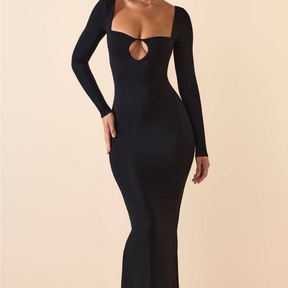 Elegant Black Long Sleeve Dress